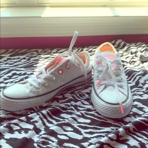 Converse shoe